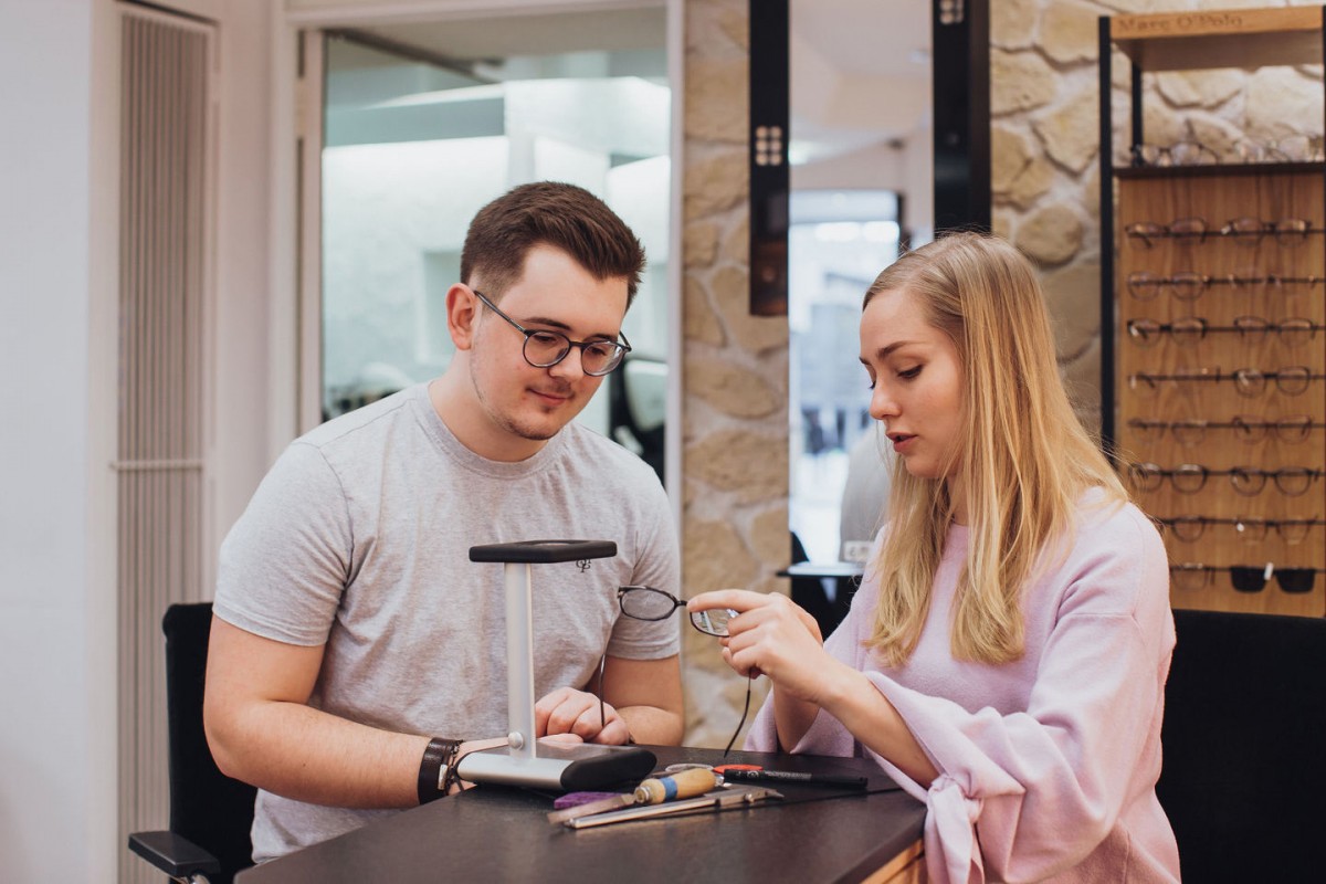 Eyes + More - Optiker Trier Optik Bretz - Der Optiker für die ganze Familie in Trier